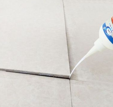 乐都瓷砖空鼓维修公司分享卫生间瓷砖脱落的原因可能有以下几点